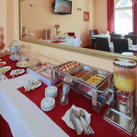 Falken Hotel *